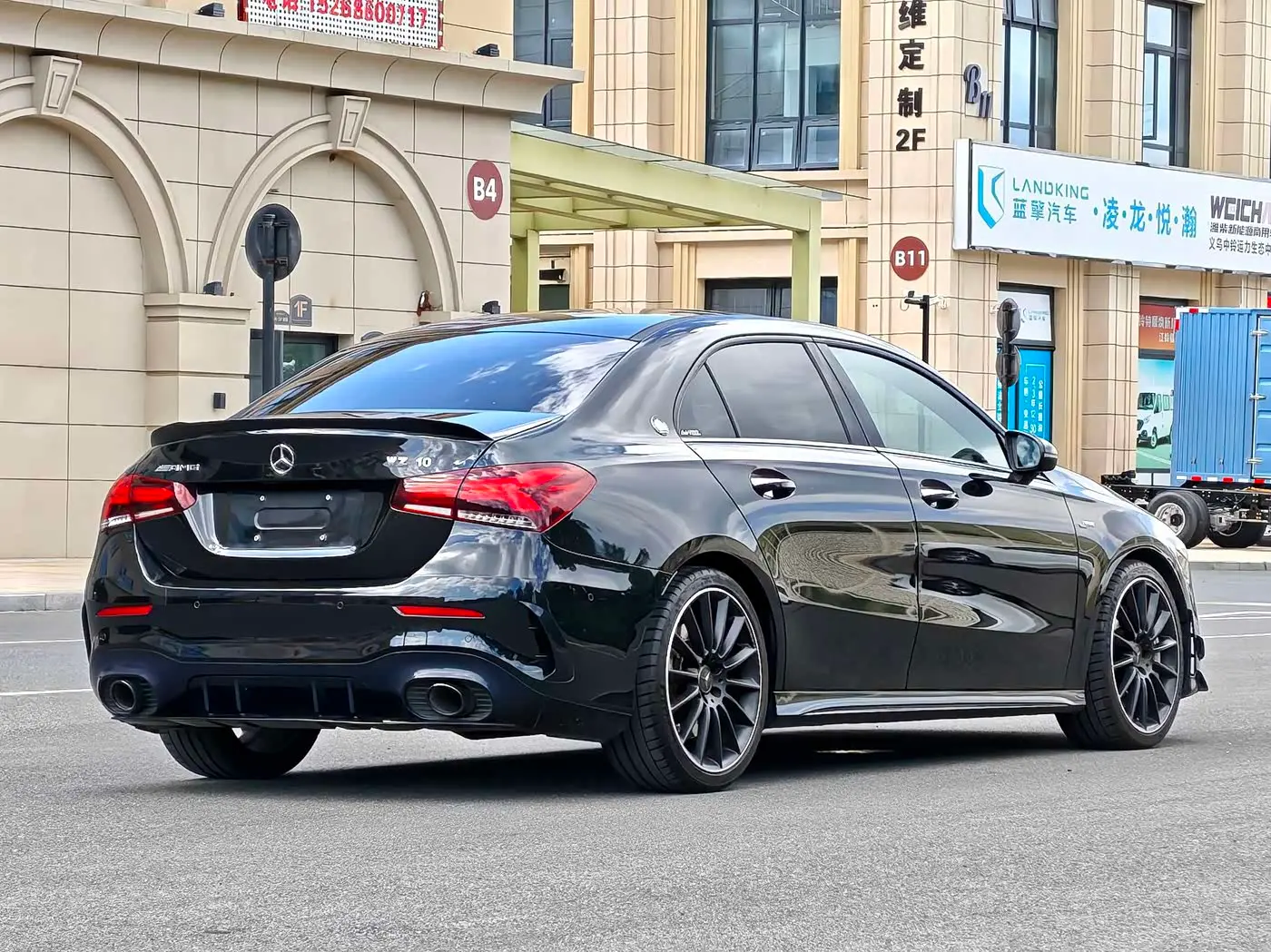 Mercedes-Benz A-Class AMG 2021 — Фото 5/14