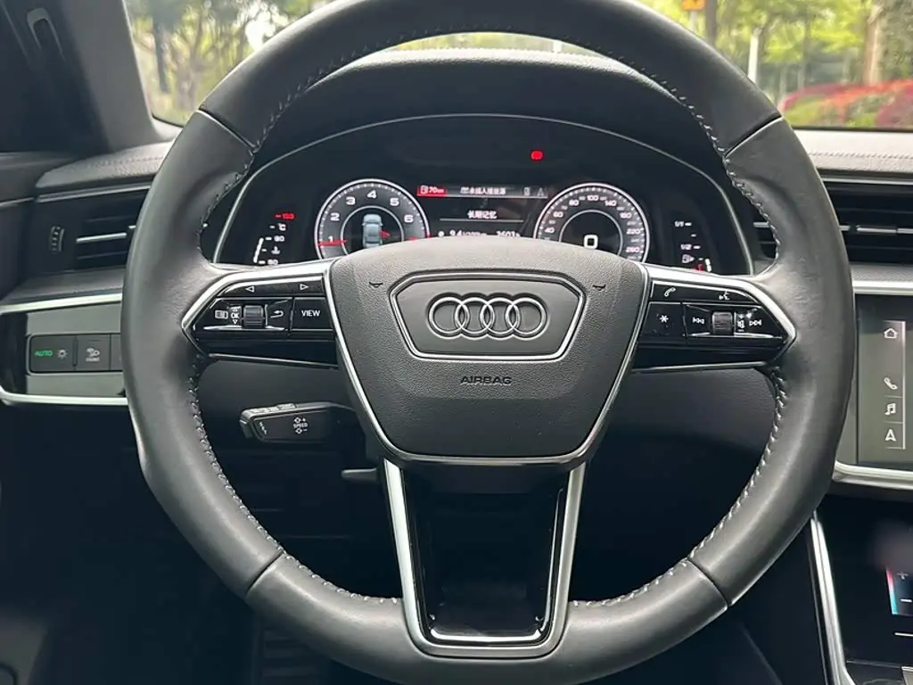 Audi A6L 2021 — Фото 17/20