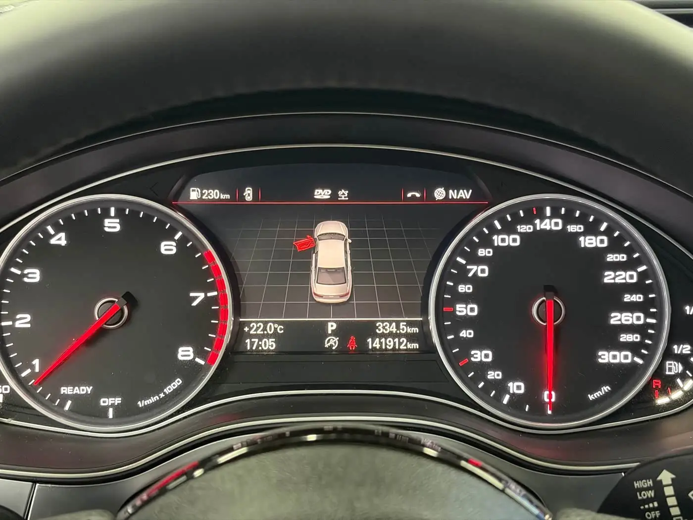 Audi A6L 2018 — Photo 12/18