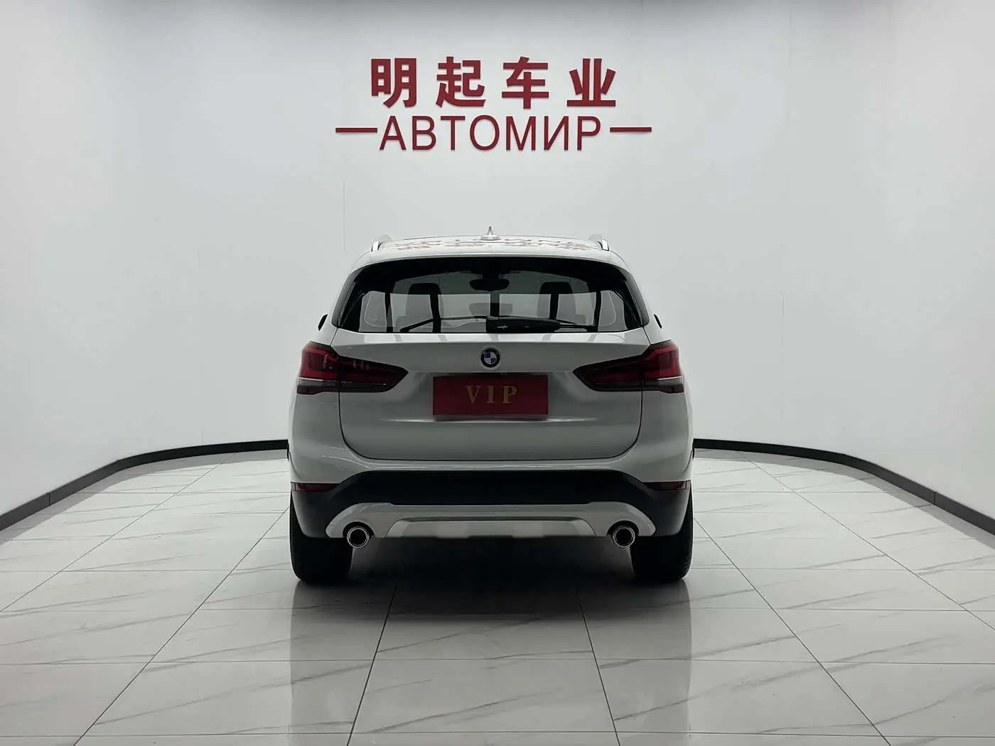 BMW X1 2022 — Фото 10/17