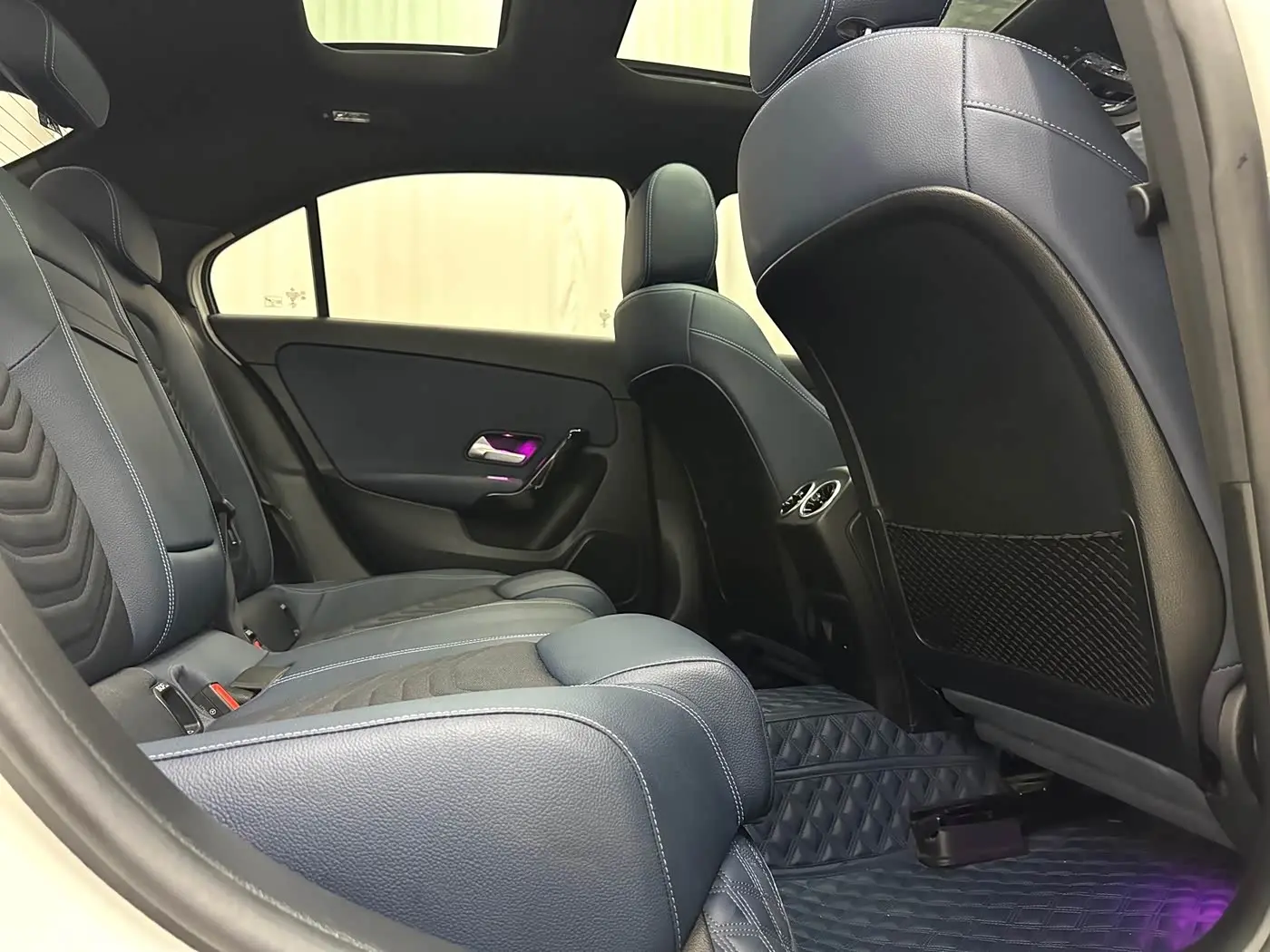 Mercedes-Benz A-Class 2022 — Фото 11/18