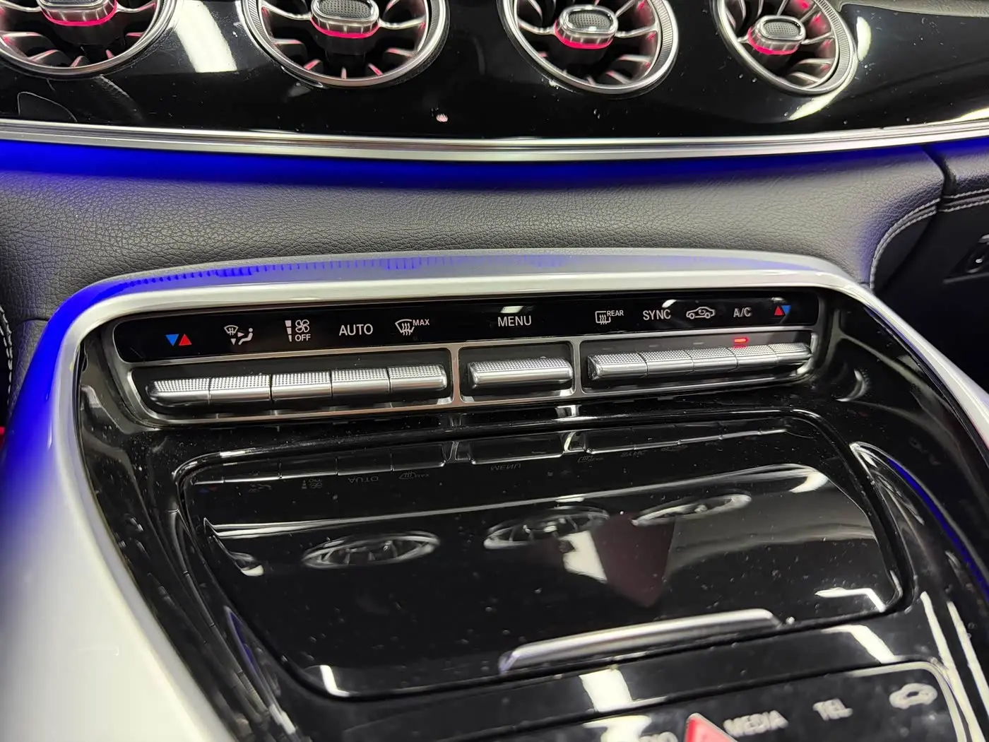 Mercedes-Benz AMG GT 2020 — Photo 16/20
