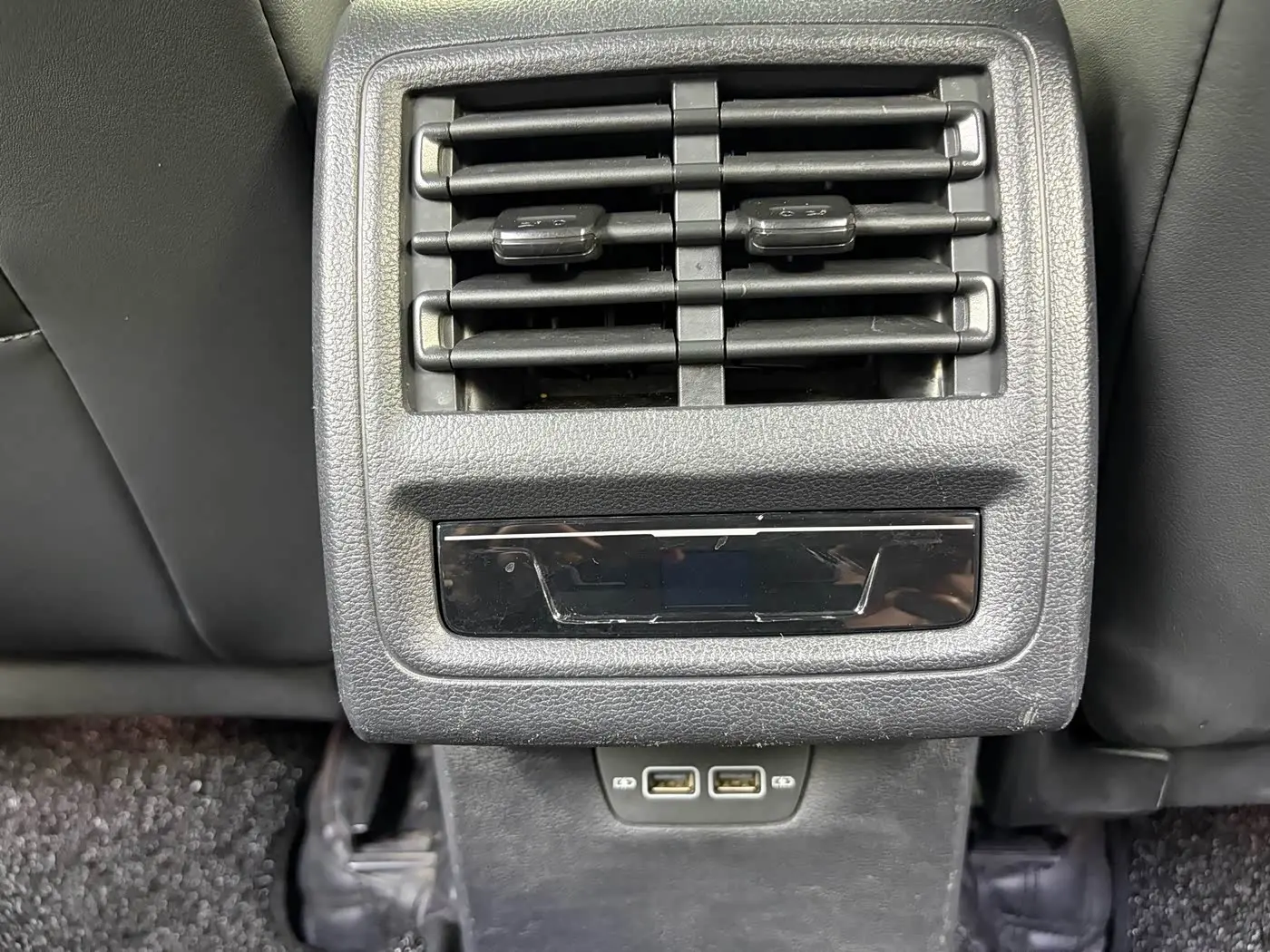 Volkswagen Golf 2021 — Photo 4/20