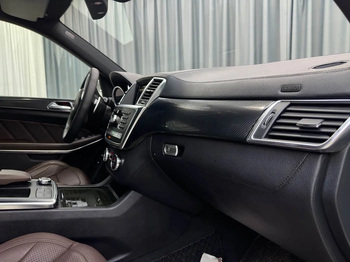 Mercedes-Benz GL-Class AMG 2016 — Photo 14/20