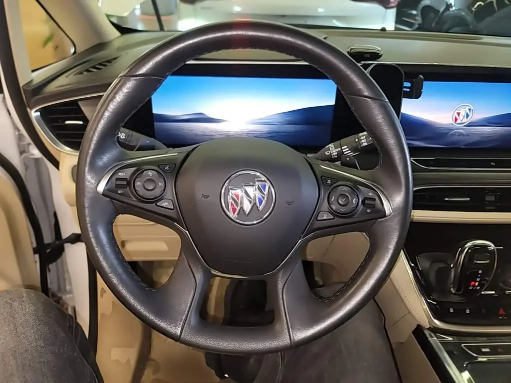 Buick GL8 2023 — Photo 11/20