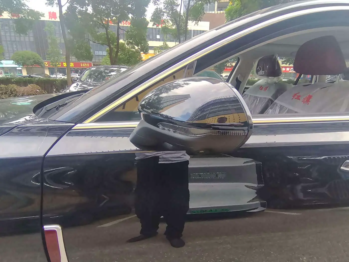 Hongqi H5 PHEV 2026 — Photo 13/15