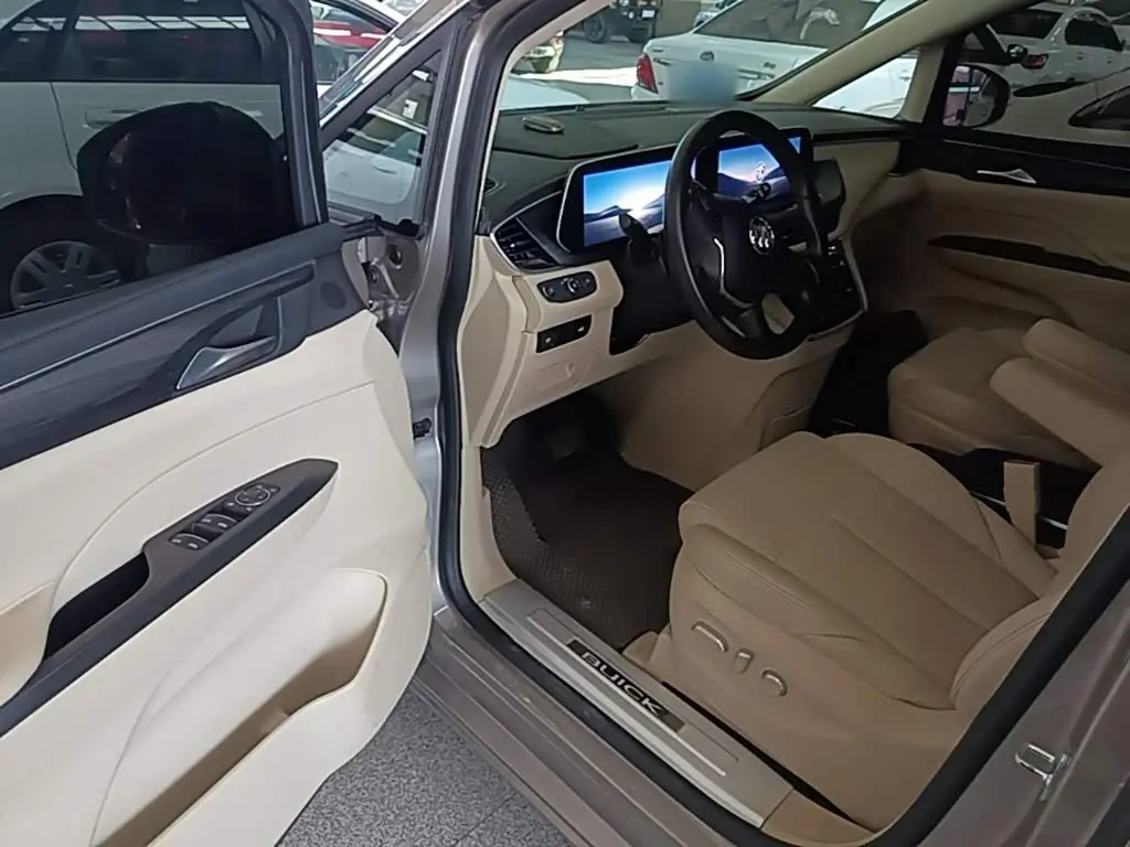 Buick GL8 2024 — Photo 16/20