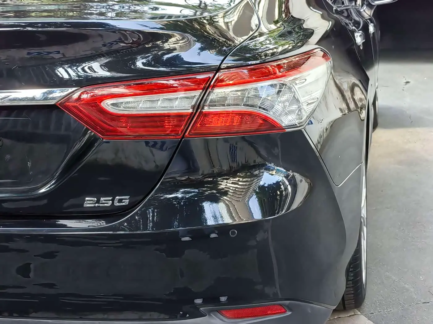Toyota Camry 2019 — Photo 12/16