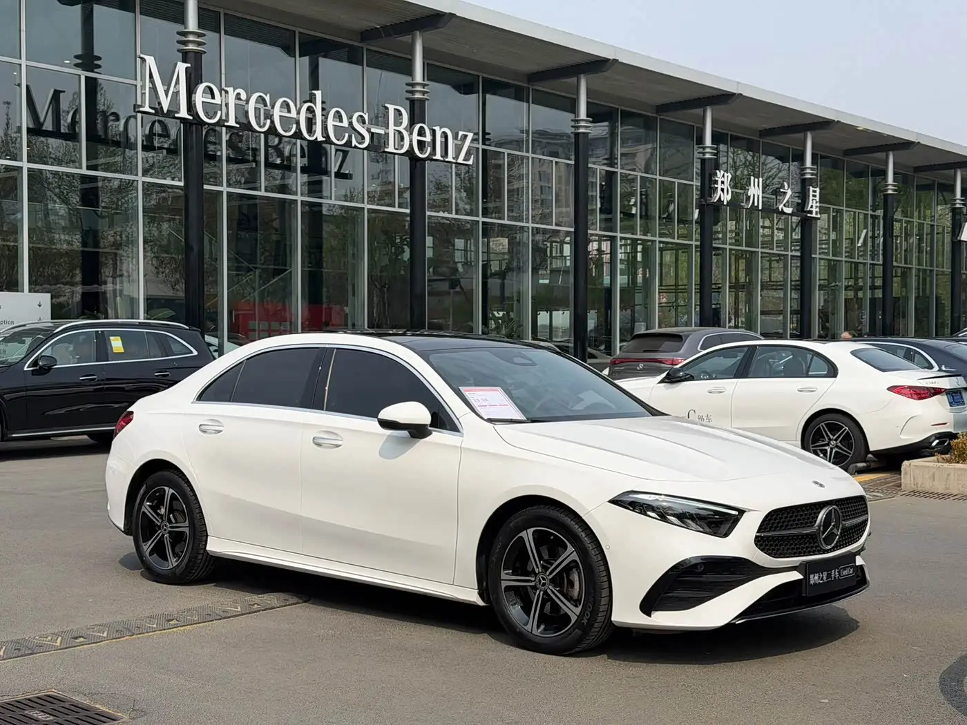 Mercedes-Benz A-Class 2023 — Фото 4/12