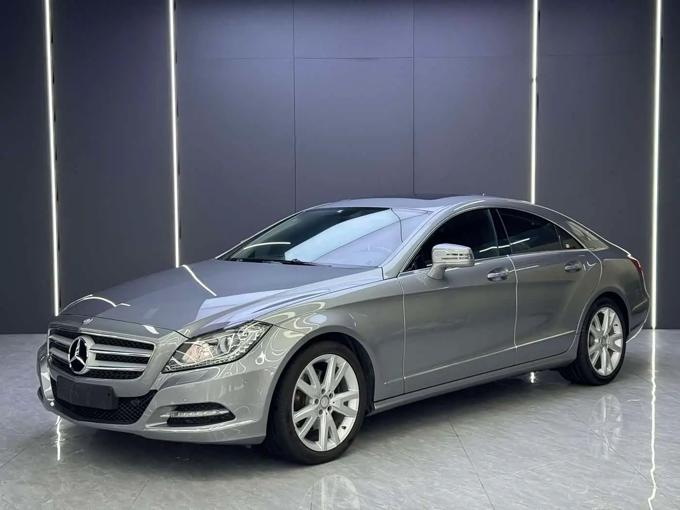 Mercedes-Benz CLS 2013 — Фото 1/9