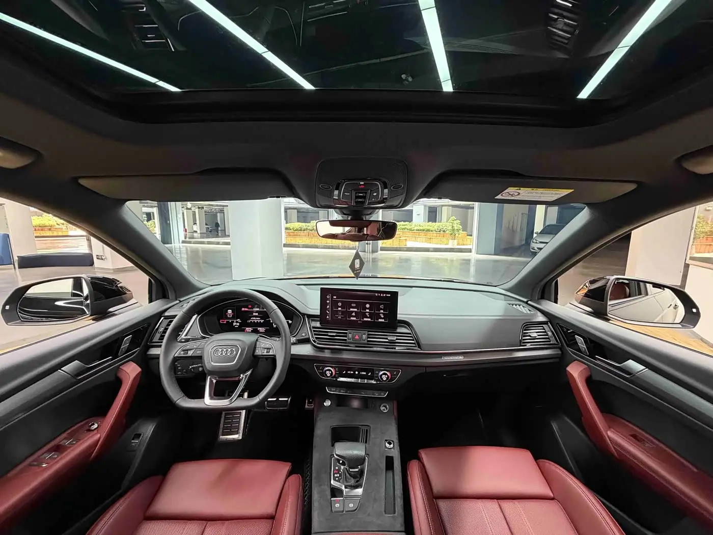 Audi Q5L 2024 — Photo 18/20