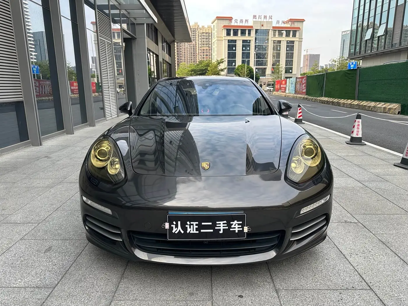 Porsche Panamera 2014 — Photo 2/20