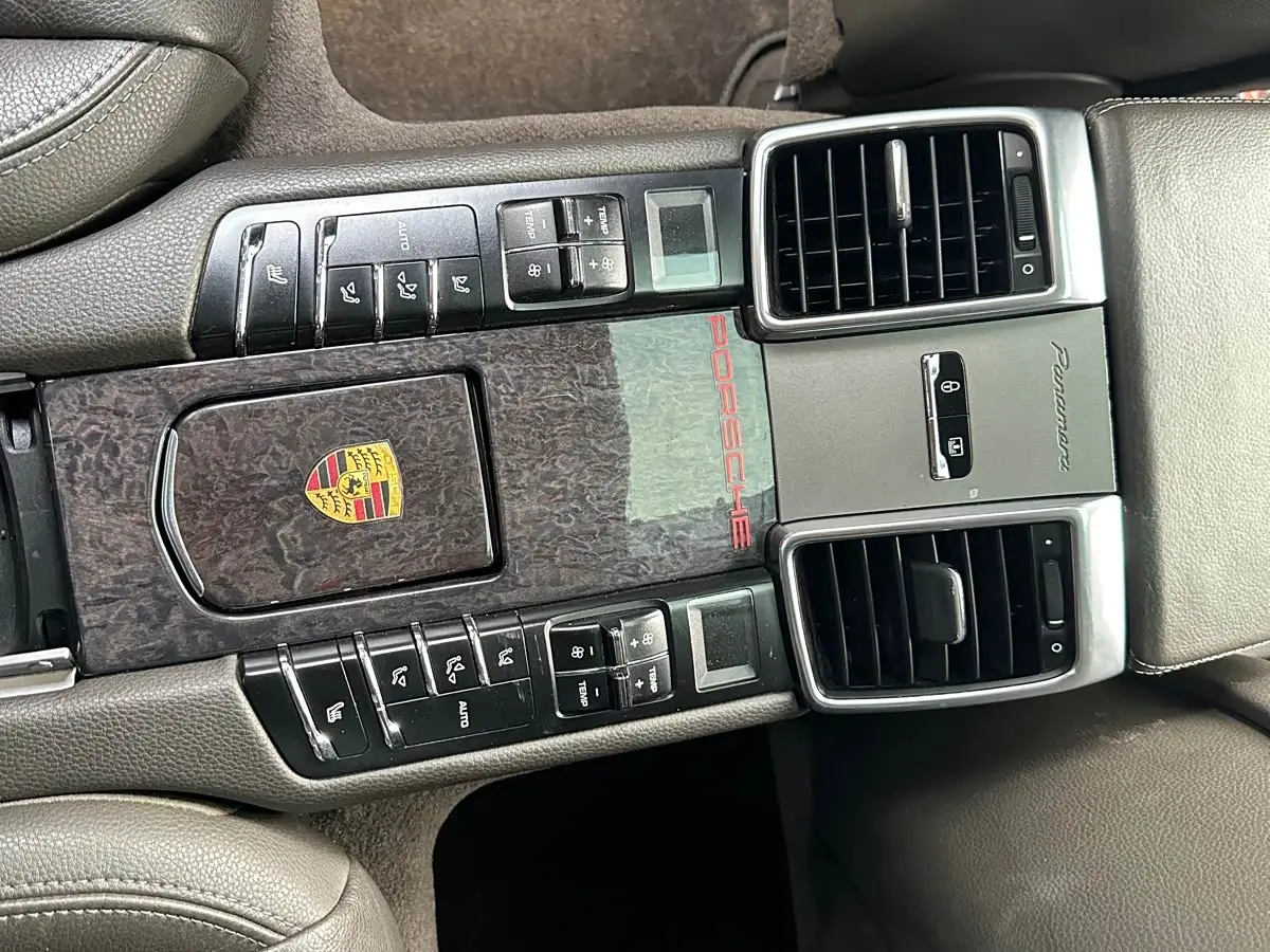 Porsche Panamera 2014 — Photo 12/20