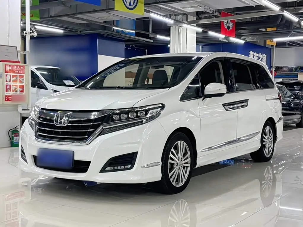 Honda Elysion 2017 — Photo 2/16