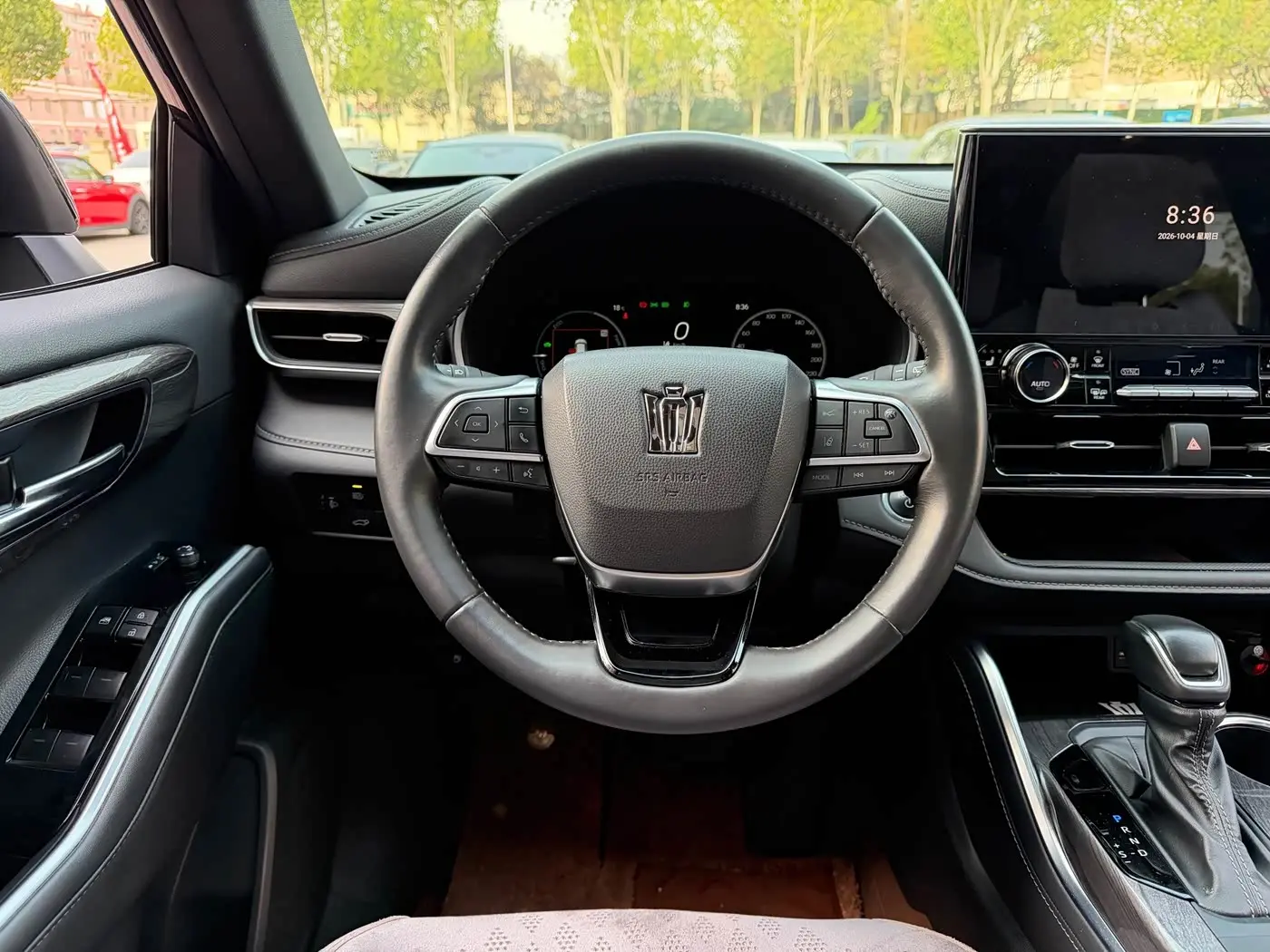 Toyota Crown Kluger 2025 — Photo 12/16