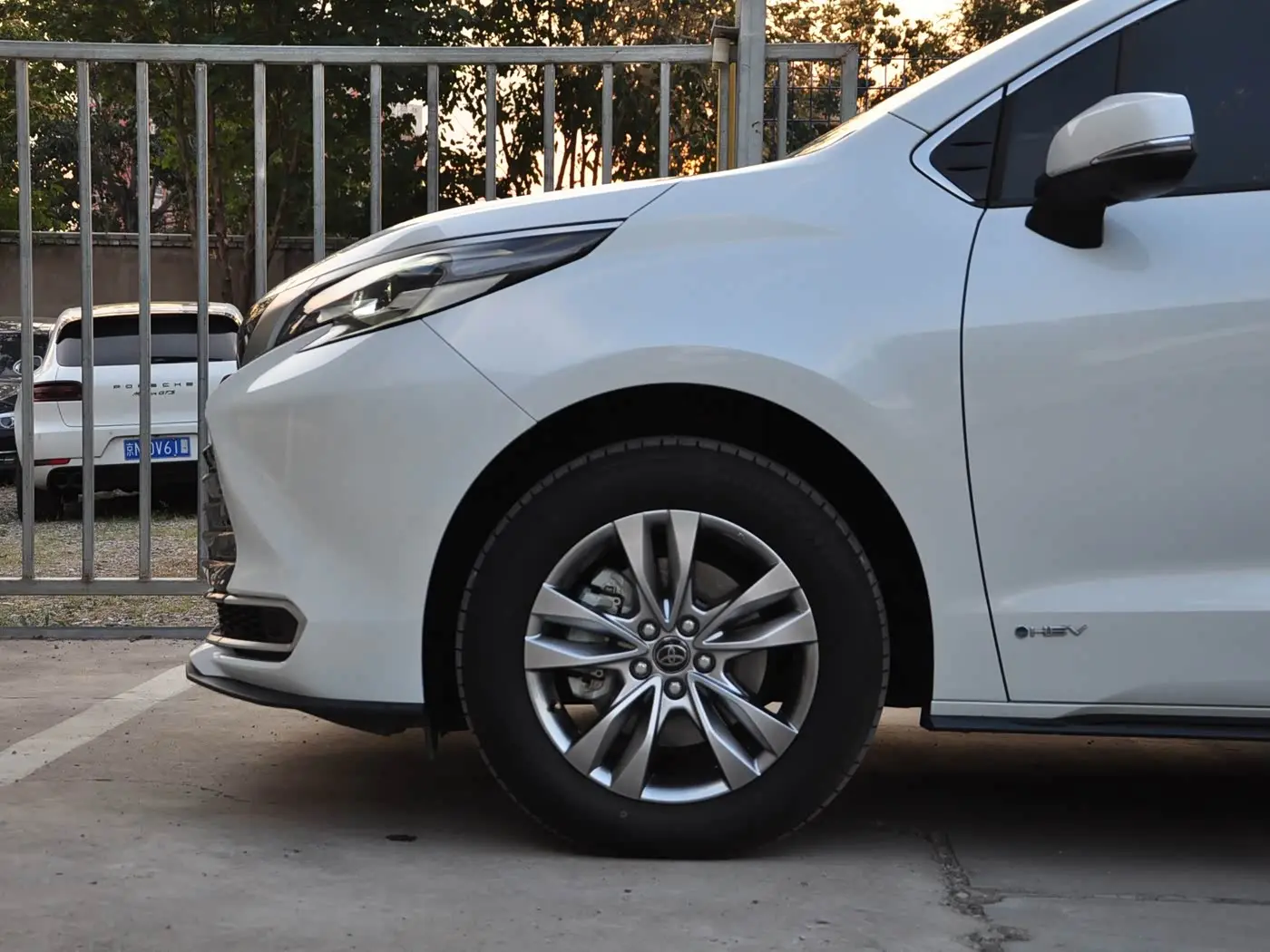 Toyota Sienna 2024 — Photo 16/16