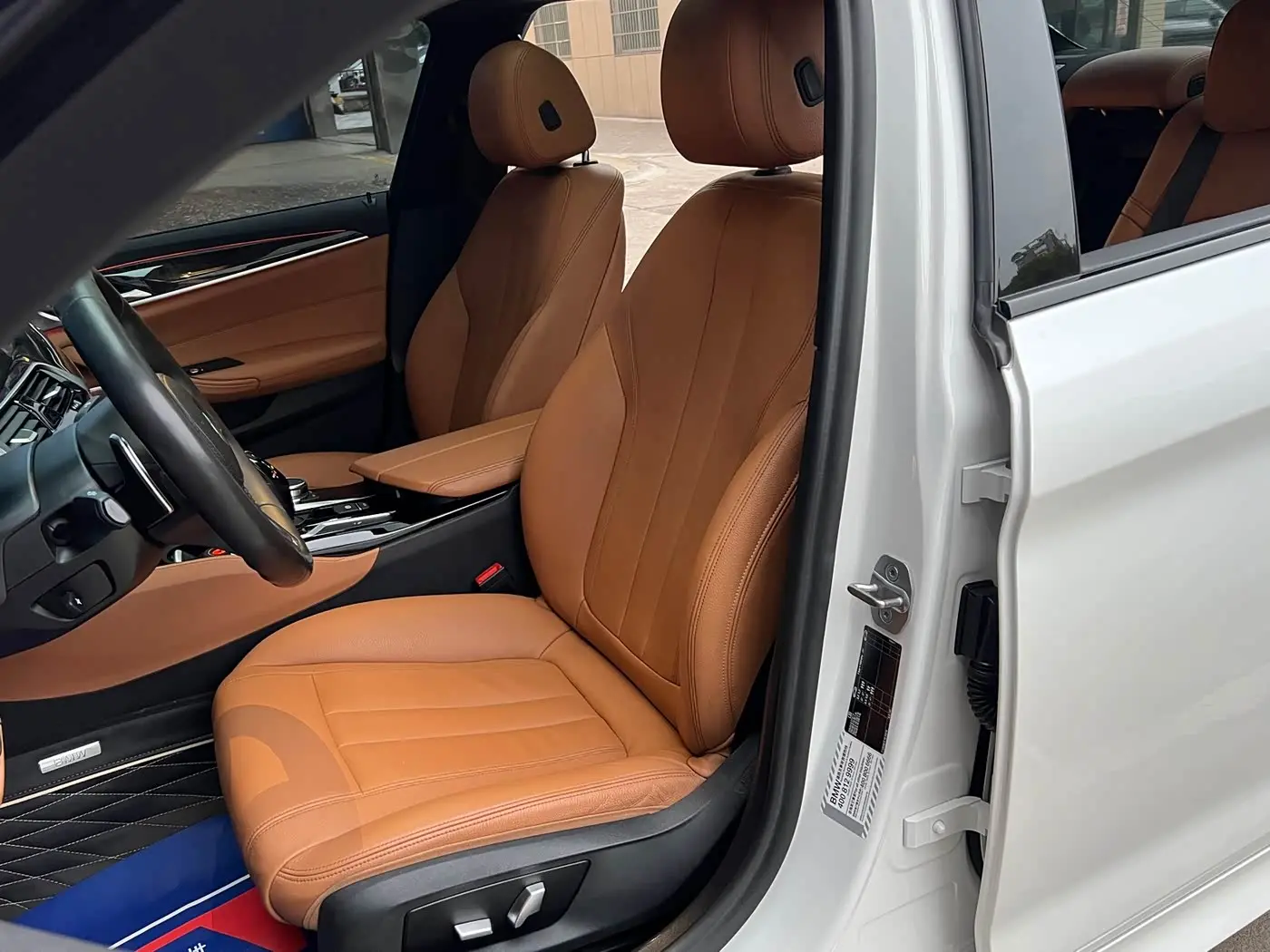 BMW 5 Series 2019 — Şəkil 9/20
