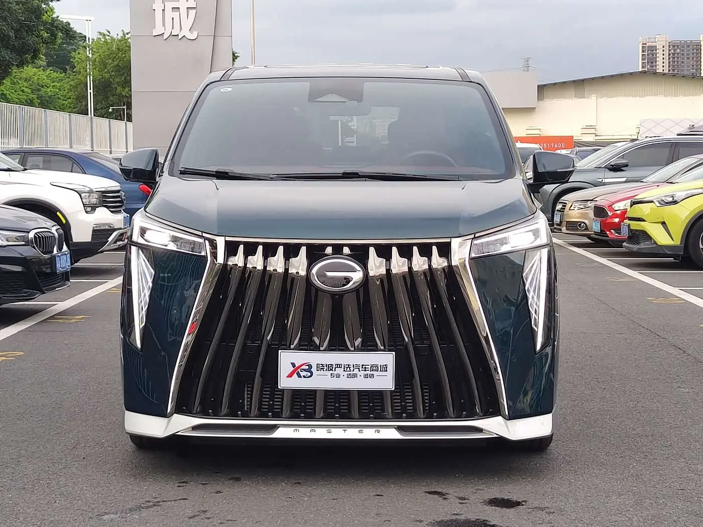 GAC Trumpchi Trumpchi M8 2025 — Photo 2/19