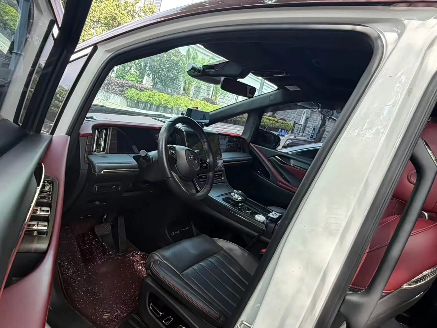 GAC Trumpchi Trumpchi M8 2023 — Фото 4/17