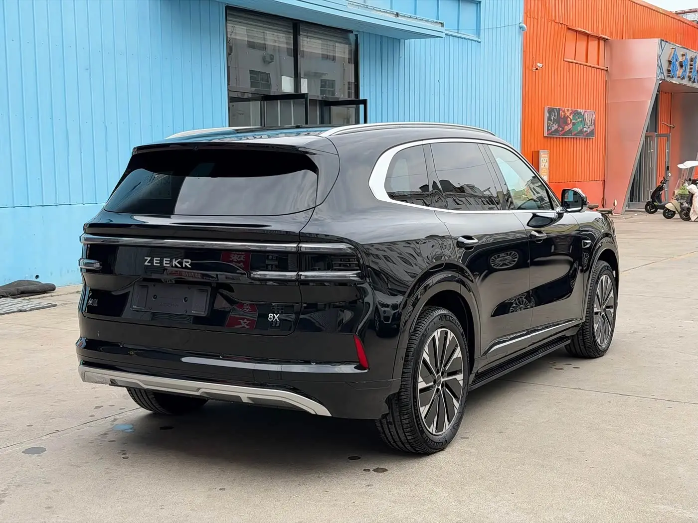 ZEEKR 8X 2026 — Photo 6/9