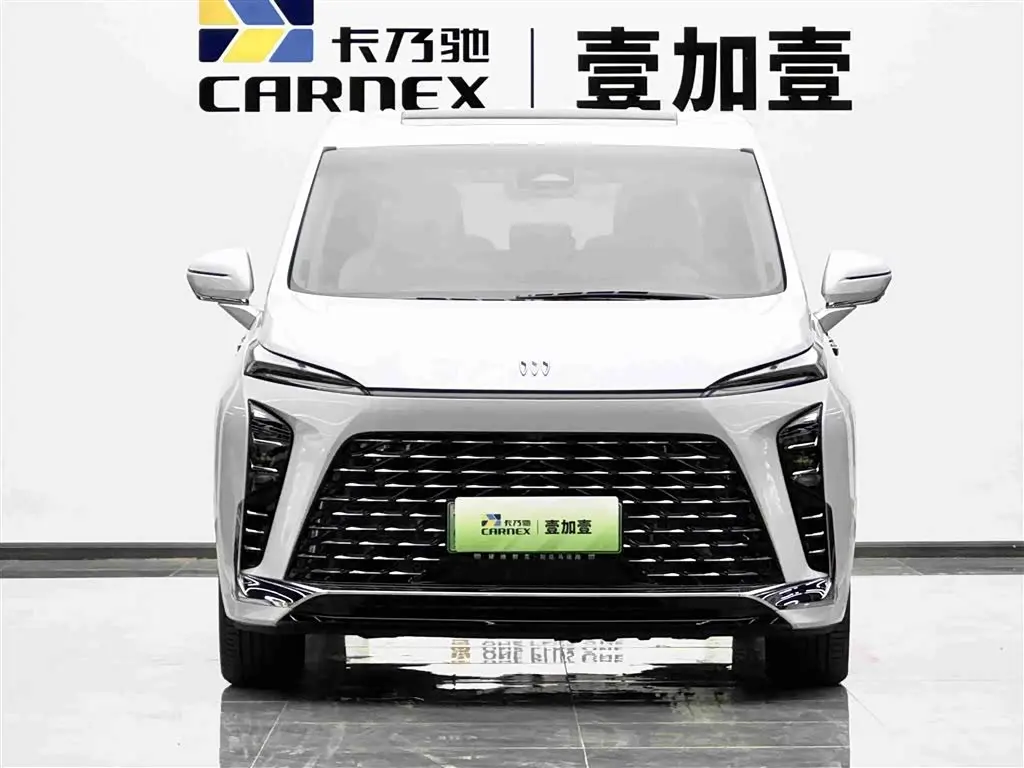 Buick GL8 New Energy 2025 — Photo 2/20