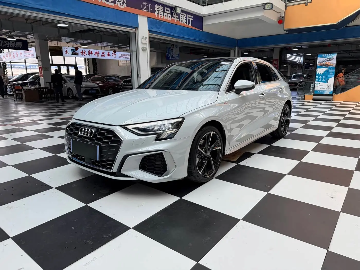 Audi A3 2022 — Photo 1/17