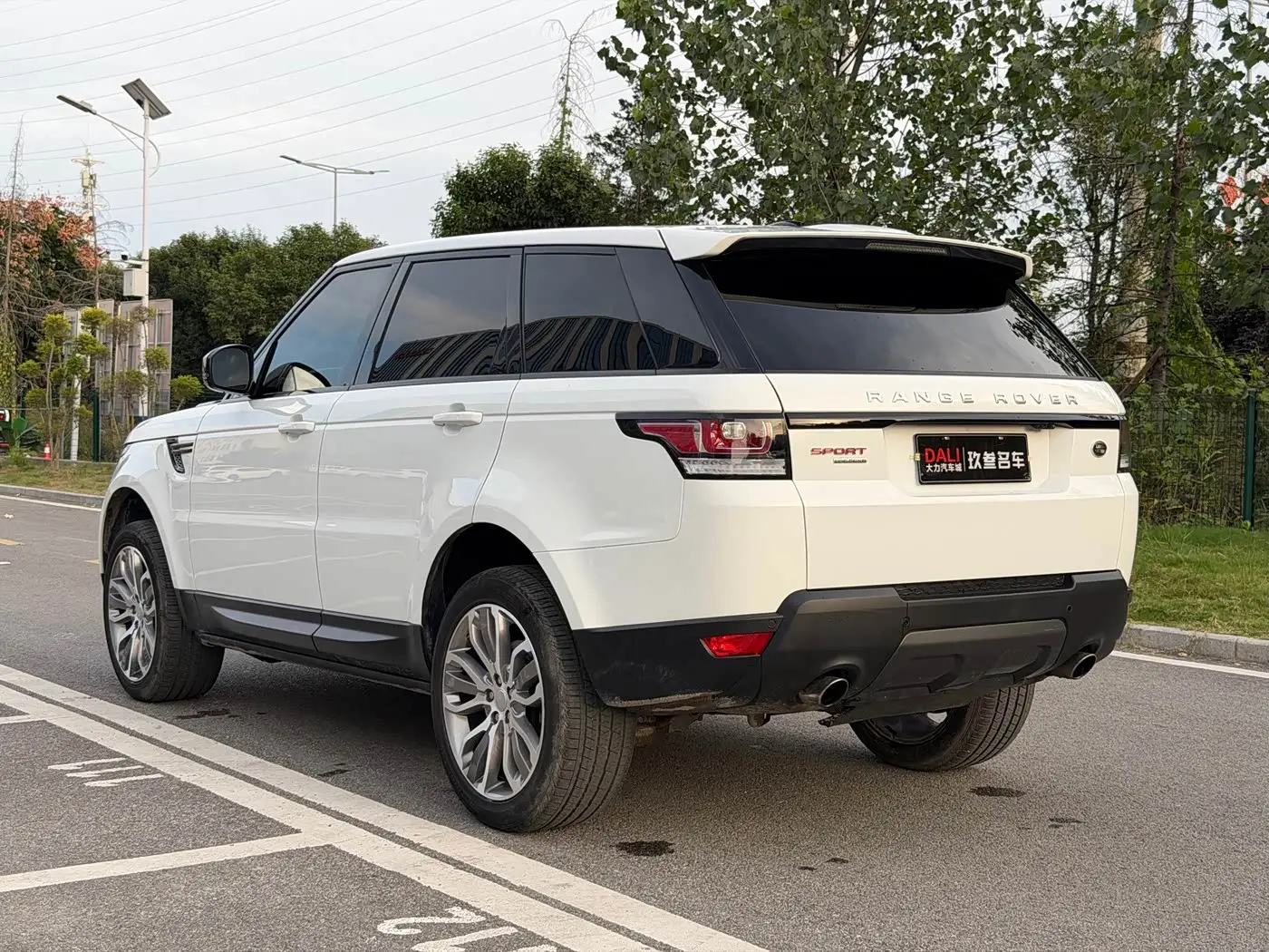 Land Rover Range Rover Sport 2015 — Photo 6/20