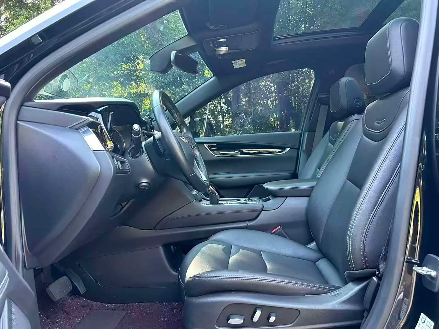 Cadillac XT6 2023 — Photo 7/8