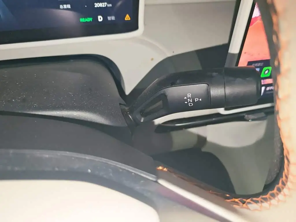 Geely Galaxy Galaxy Starship 7 EM-i 2025 — Şəkil 10/20