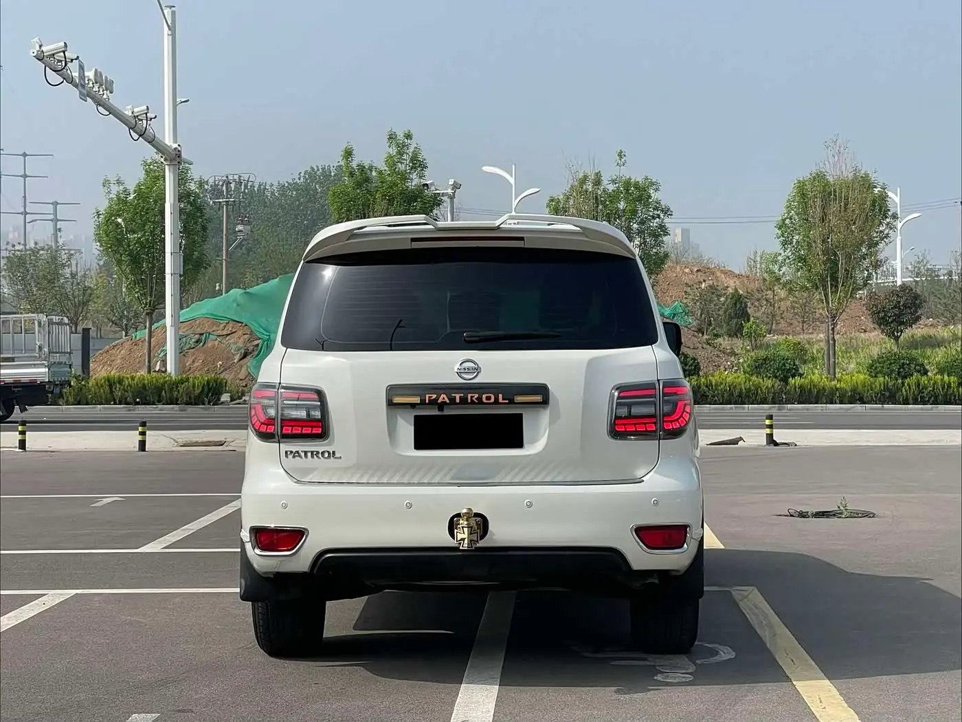 Nissan Patrol 2017 — Photo 5/20