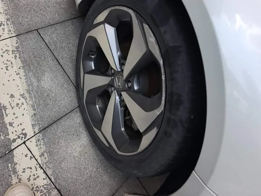 Honda Accord 2020 — Photo 6/16