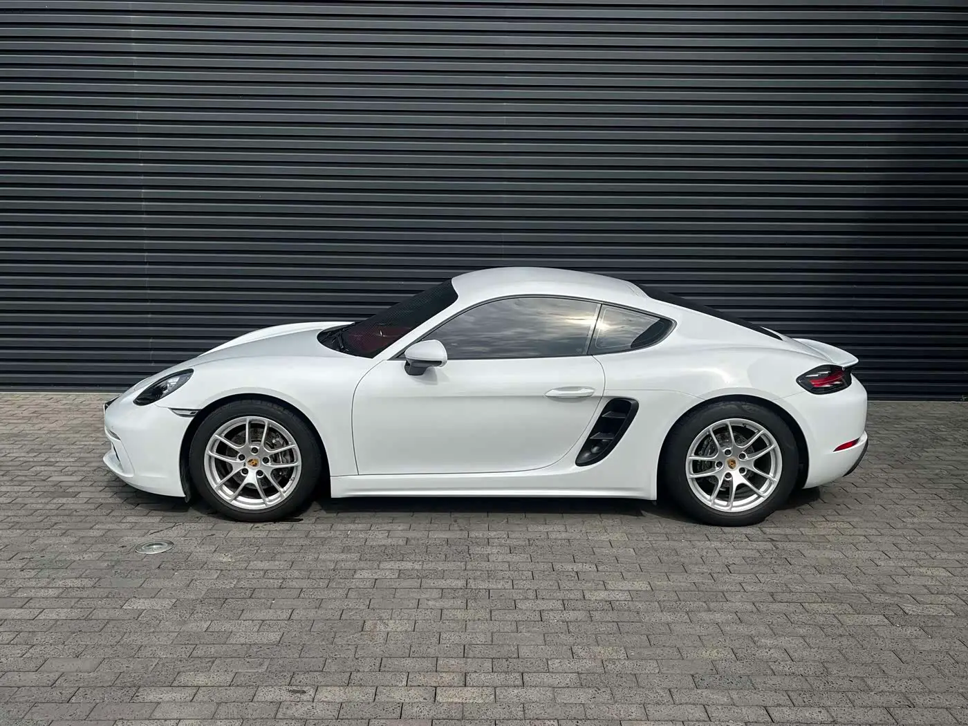 Porsche 718 2023 — Photo 6/19