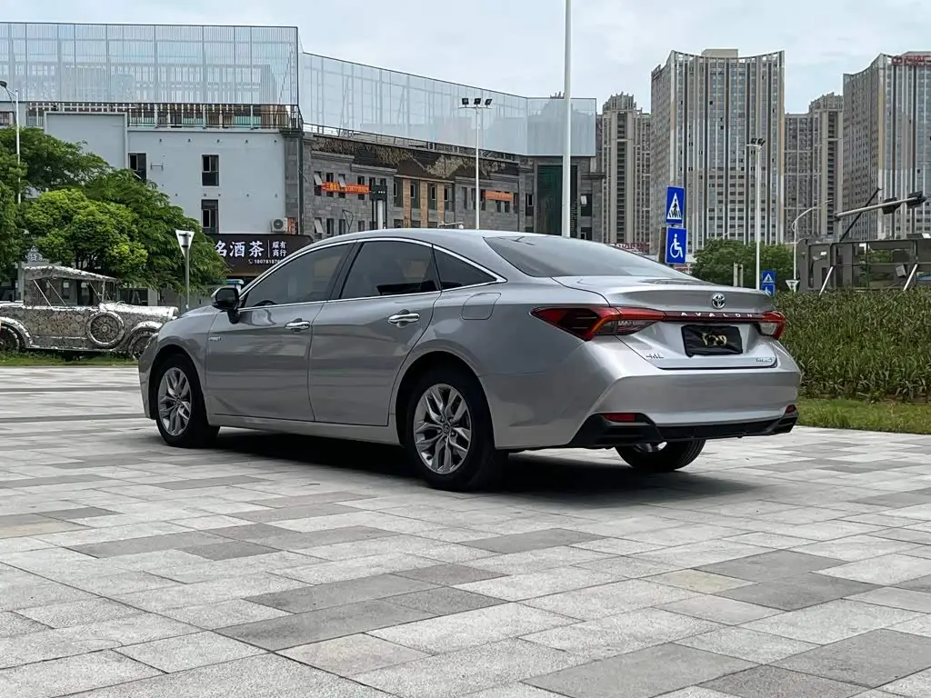 Toyota Avalon 2020 — Фото 6/20