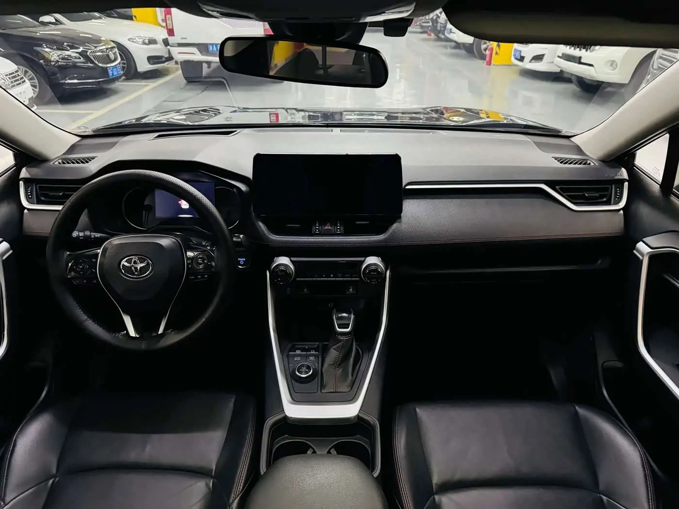 Toyota Wildlander New Energy 2022 — Фото 8/9