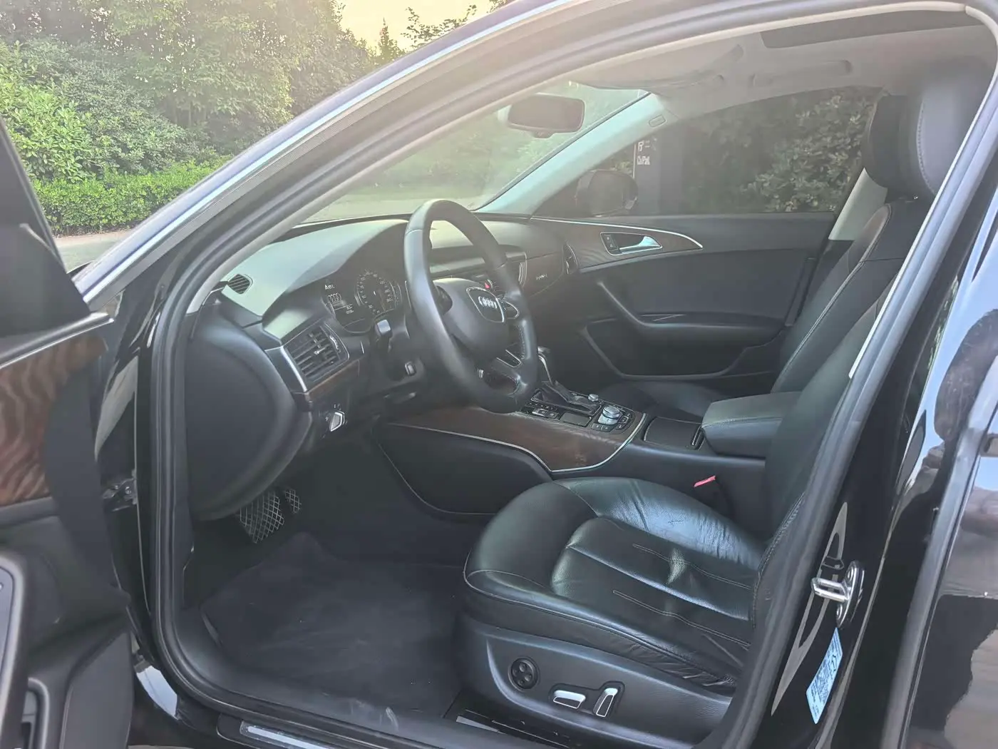 Audi A6L 2017 — ფოტო 4/16