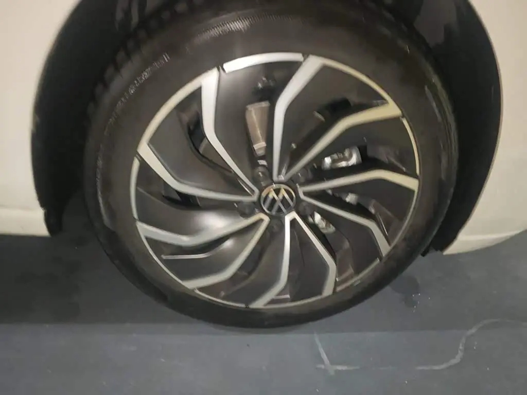 Volkswagen Golf 2022 — Photo 8/20