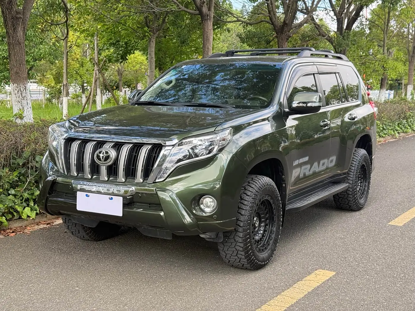 Toyota Prado 2013 — Фото 1/18