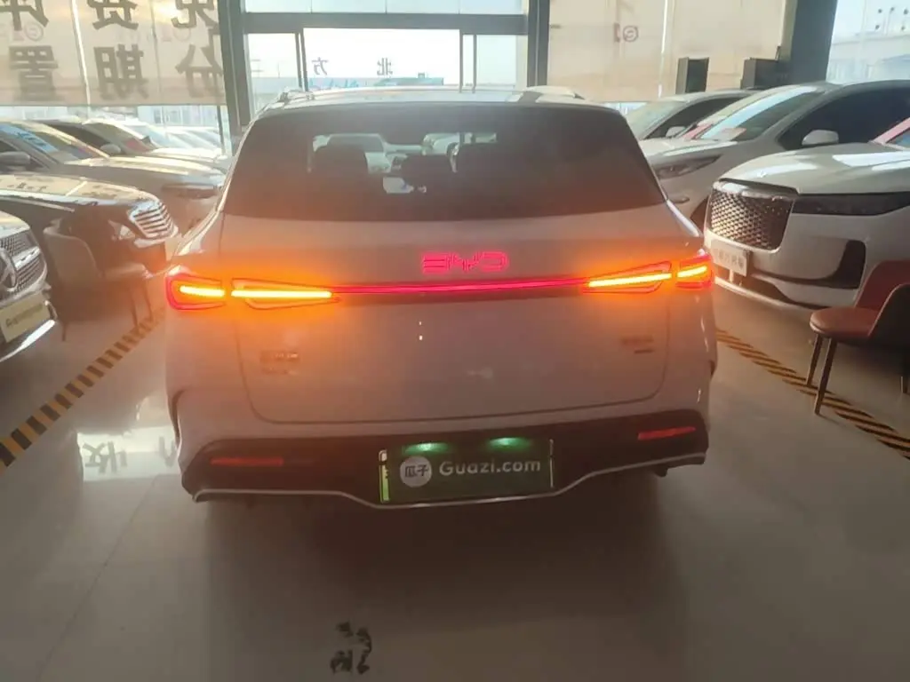 BYD Seal 06 DM-i Touring 2025 — Photo 6/20