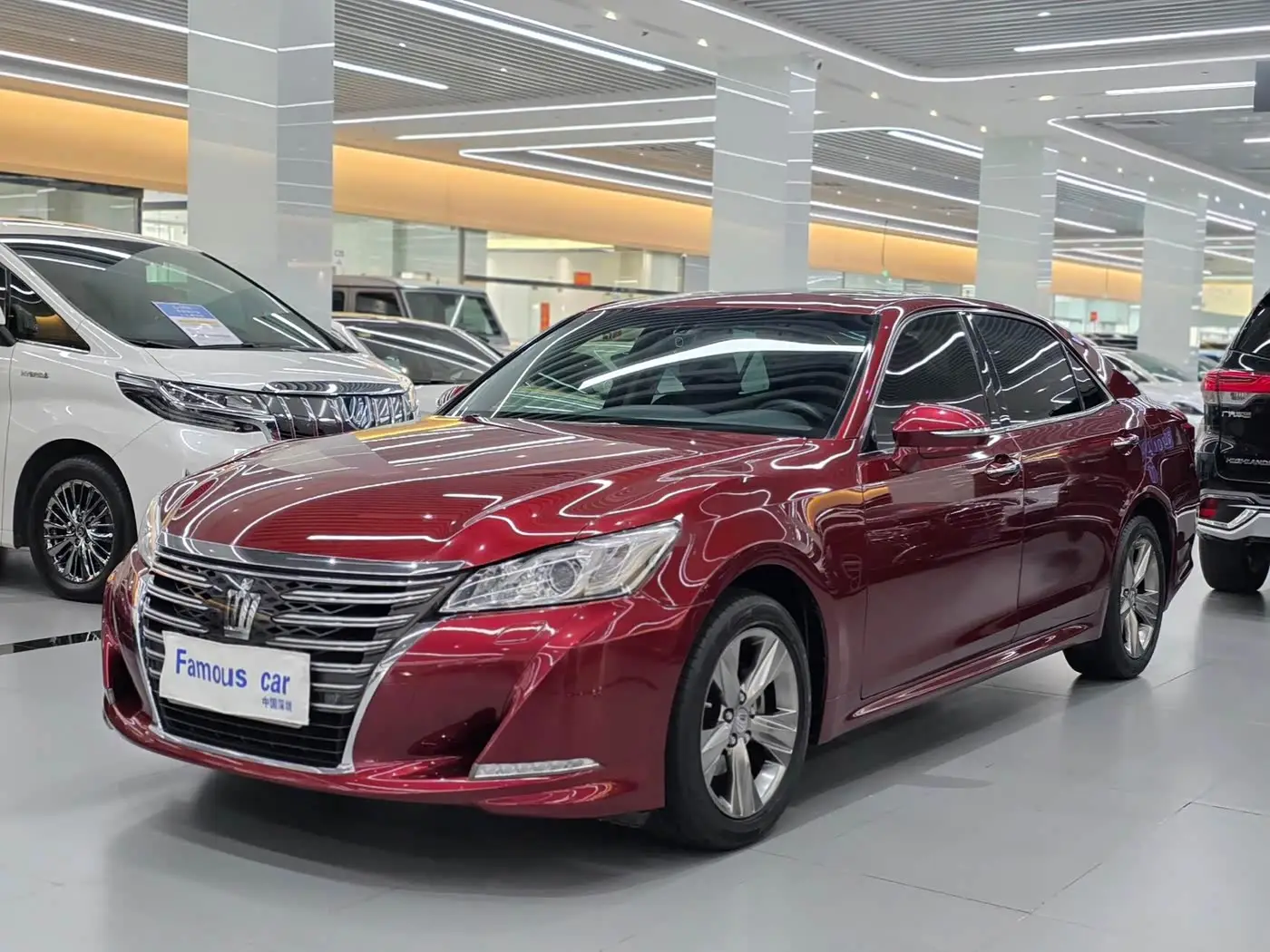Toyota Crown, 2015