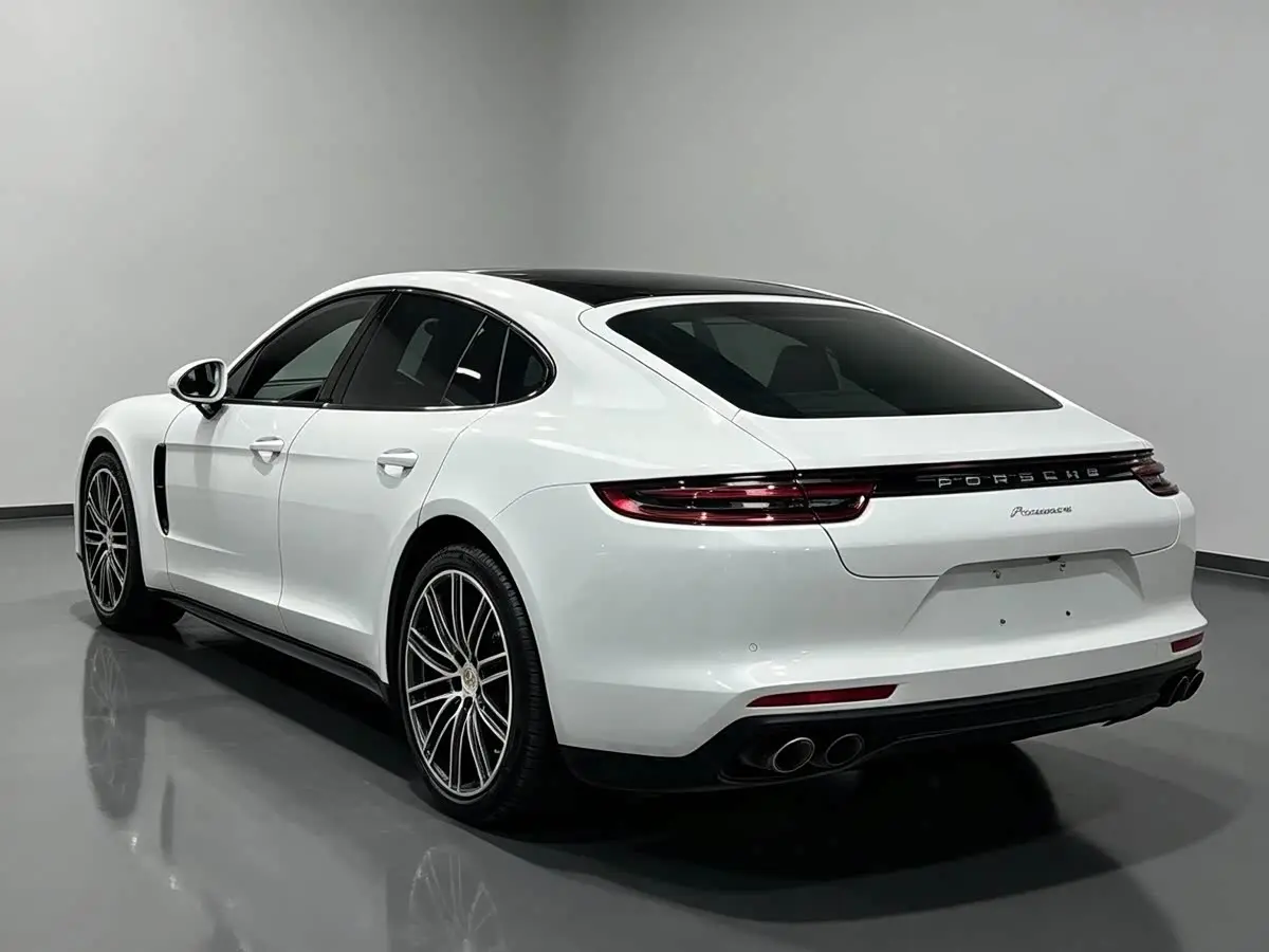 Porsche Panamera 2020 — Photo 9/9