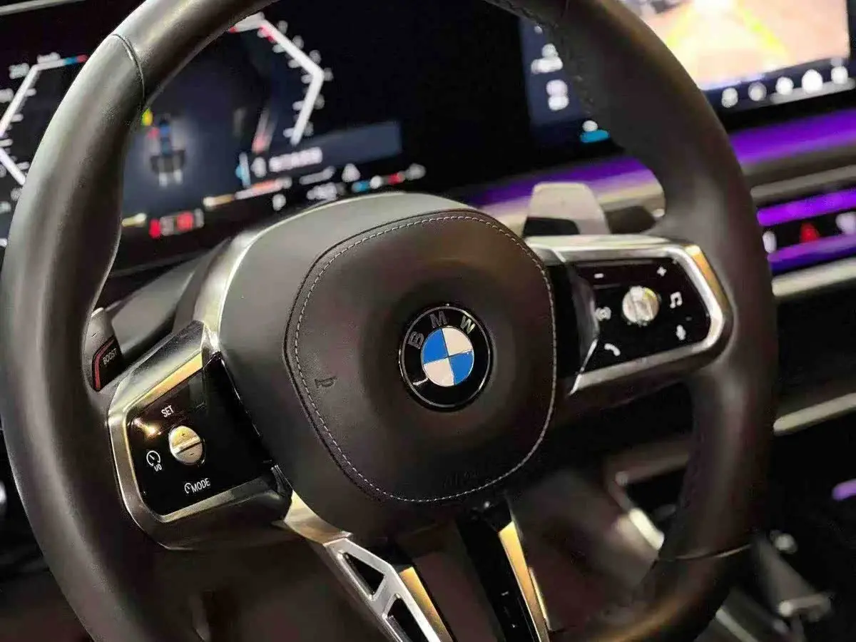 BMW 7 Series 2024 — Photo 4/9