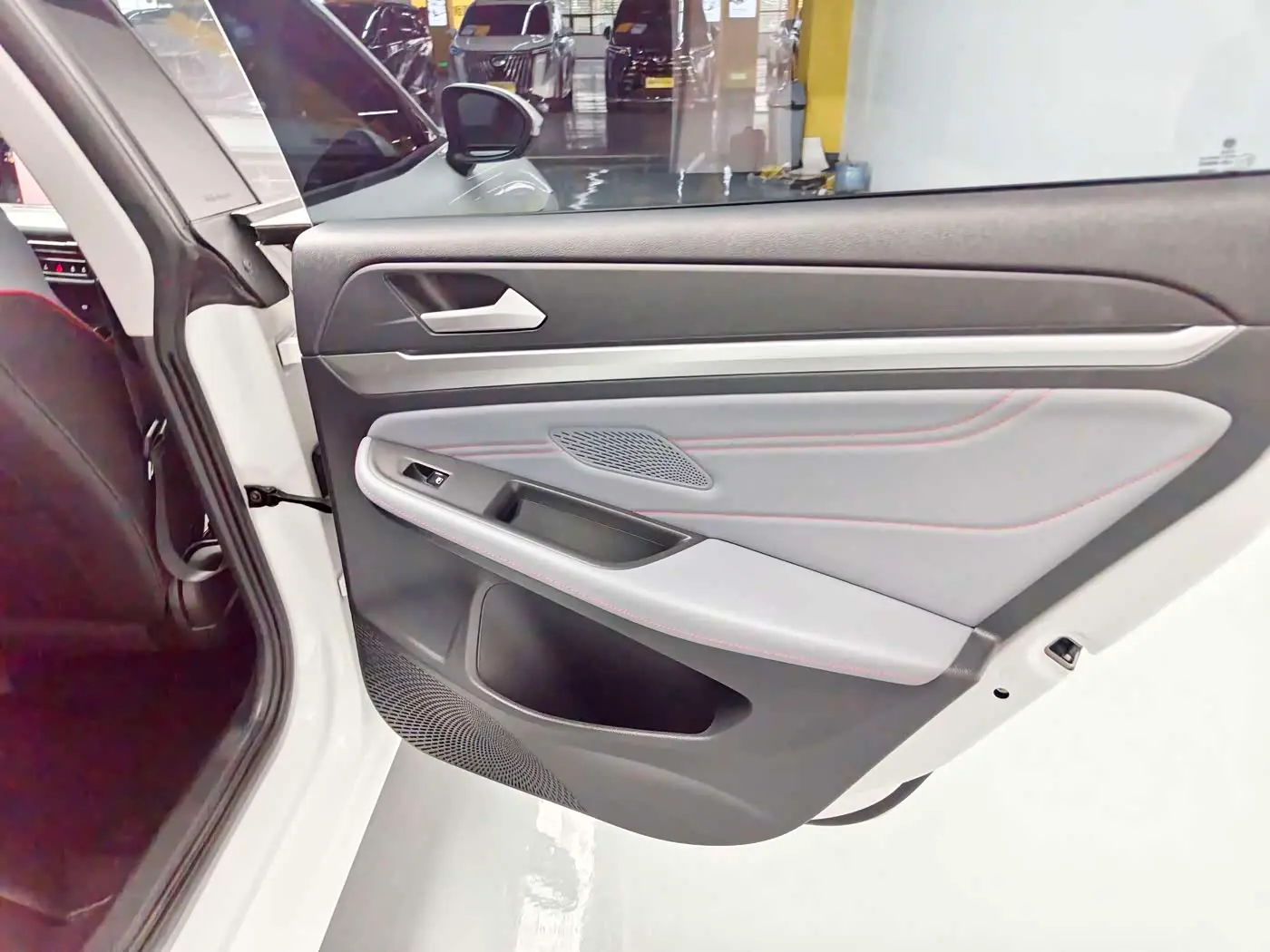 Volkswagen Lamando 2024 — Photo 8/20