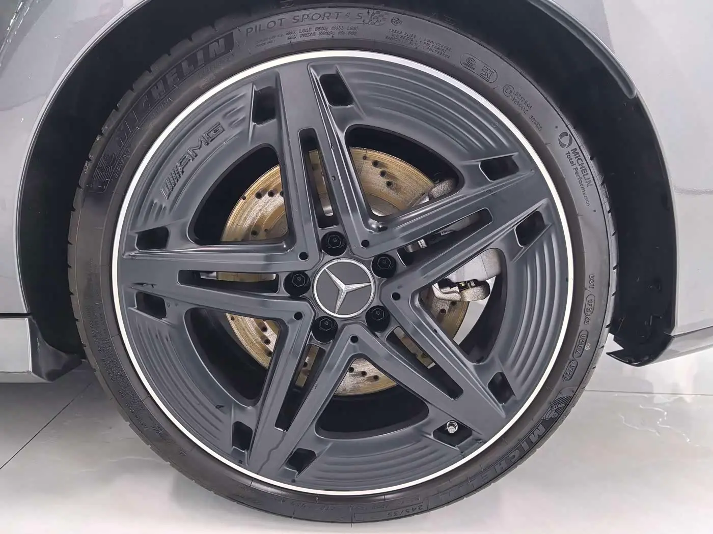 Mercedes-Benz CLA AMG 2024 — Фото 13/16