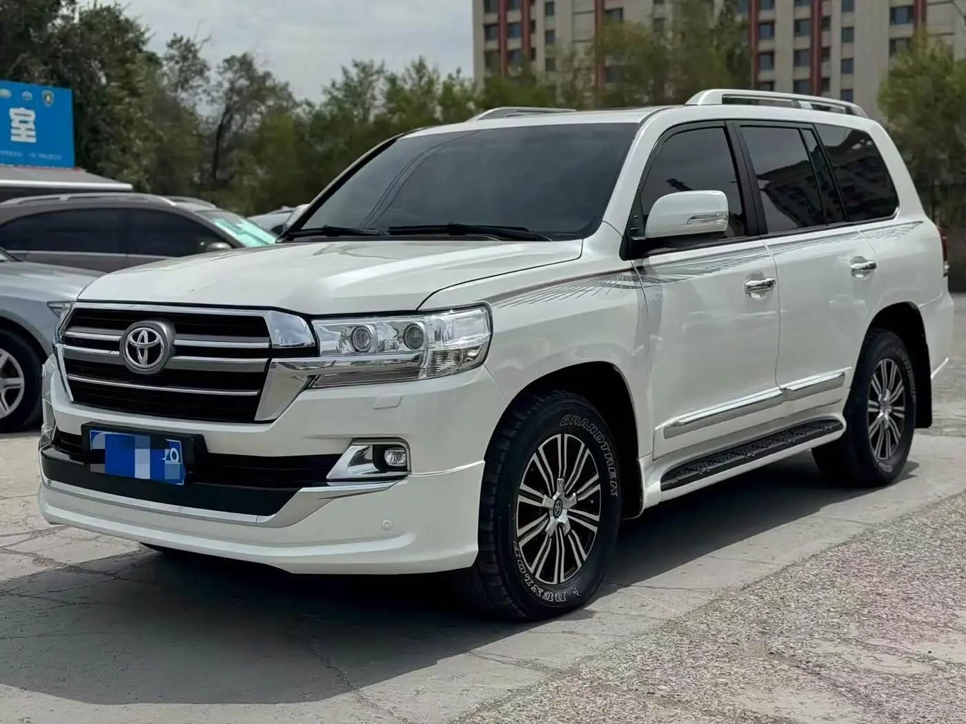 Toyota Land Cruiser, 2015