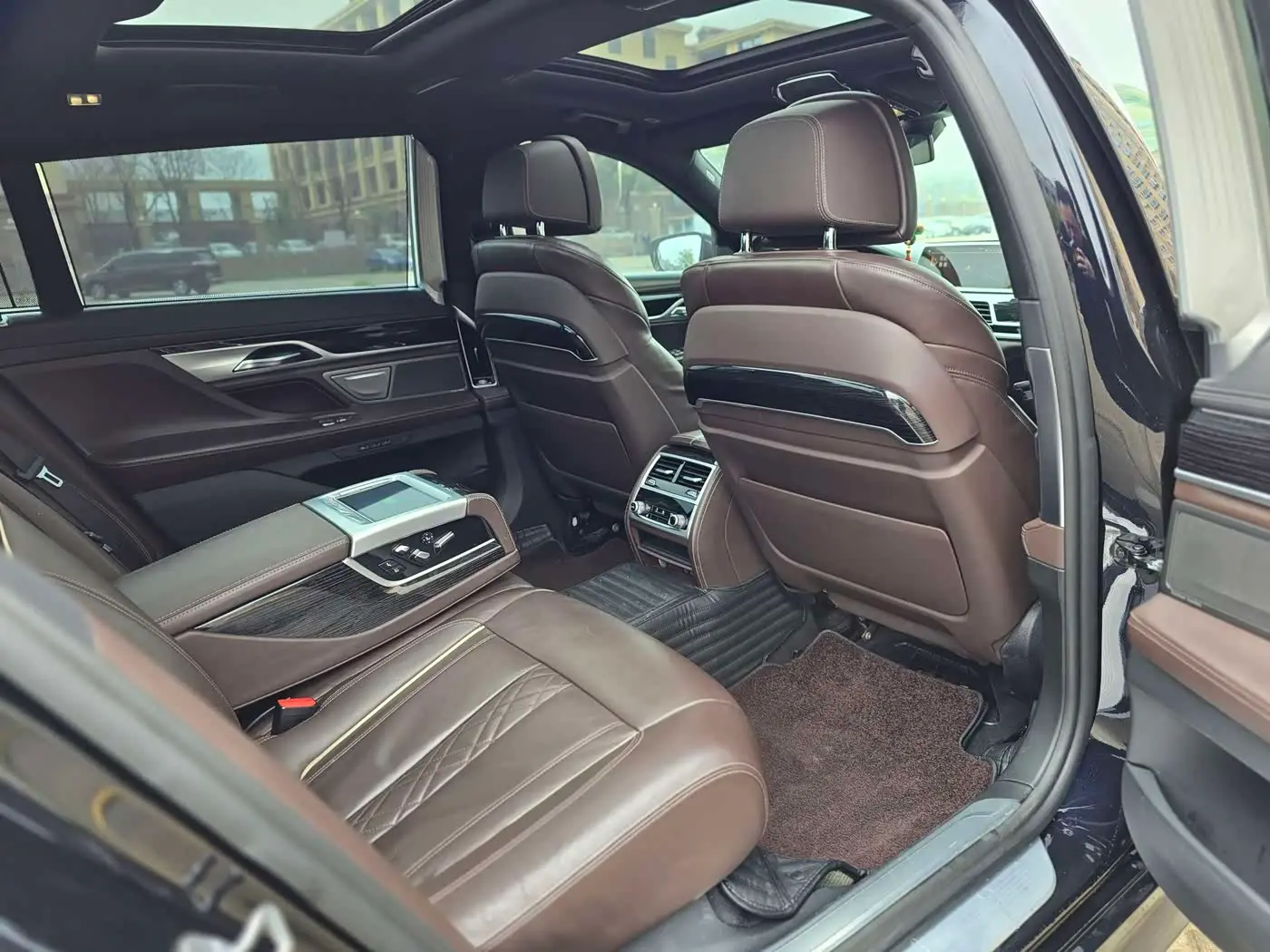 BMW 7 Series 2020 — Şəkil 11/16