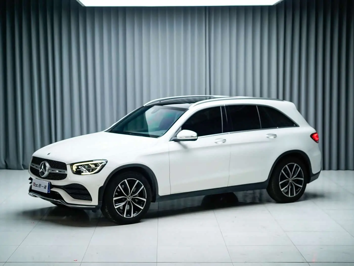 Mercedes-Benz GLC 2020 — Фото 1/11