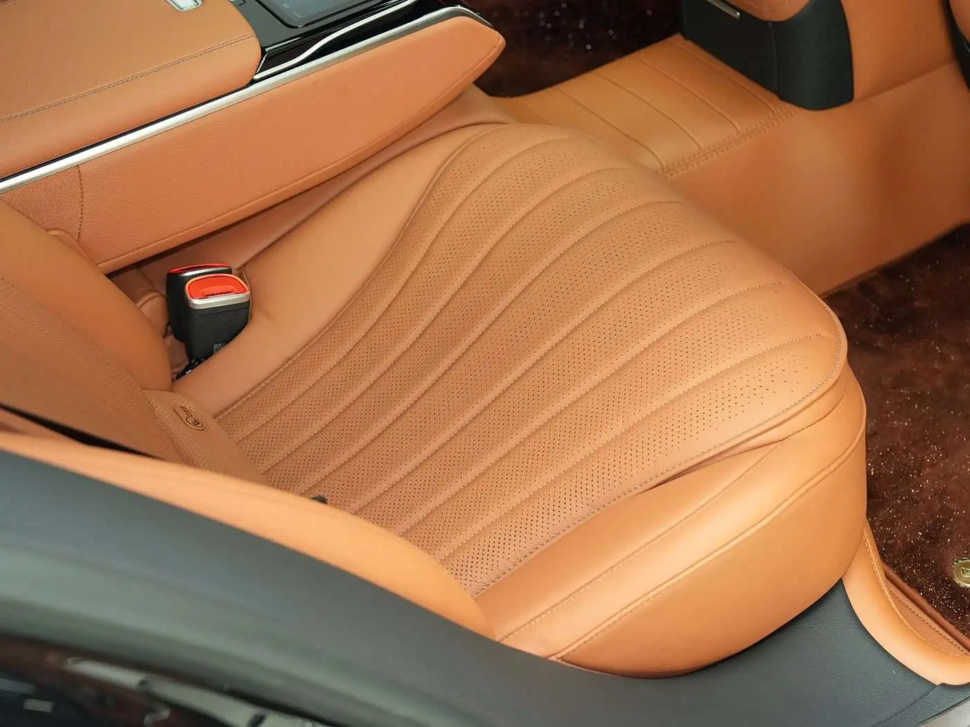 Mercedes-Benz S-Class 2023 — ფოტო 17/20