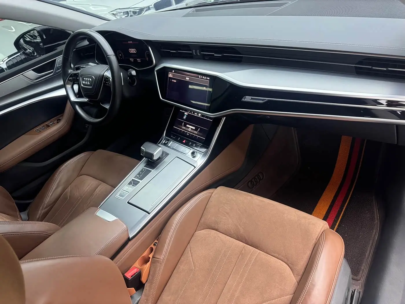 Audi A7L 2024 — Photo 11/15