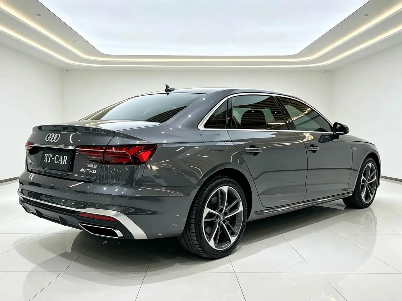 Audi A4L 2022 — Фото 4/11