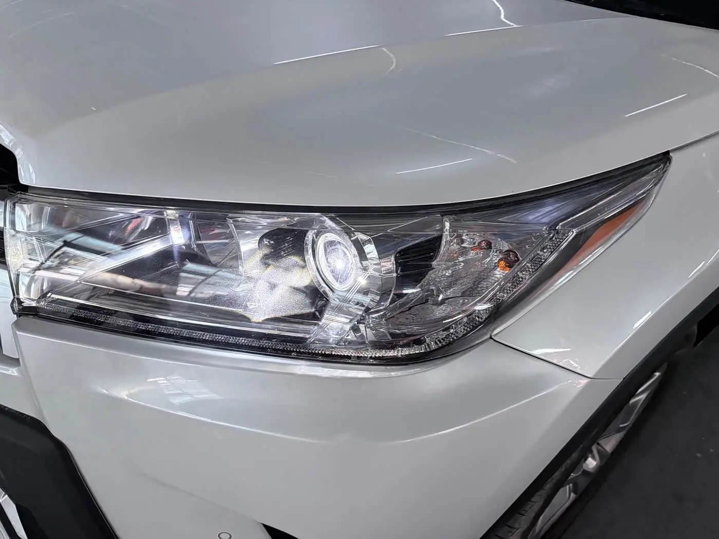 Toyota Highlander 2021 — Photo 4/20